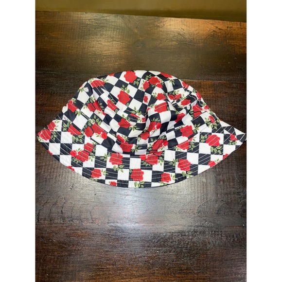 Spencers Checkered Rose Bucket Hat Trendy Fashion Black White Red Floral - Picture 2 of 4